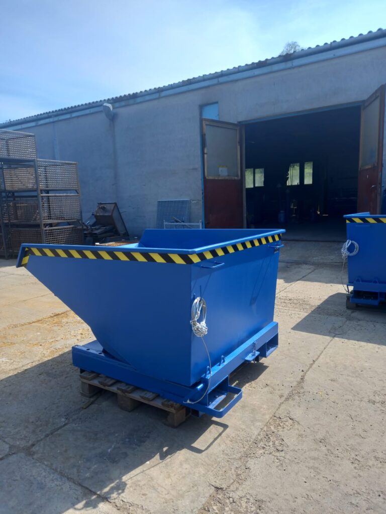 Koleba TK 900 tyl bok